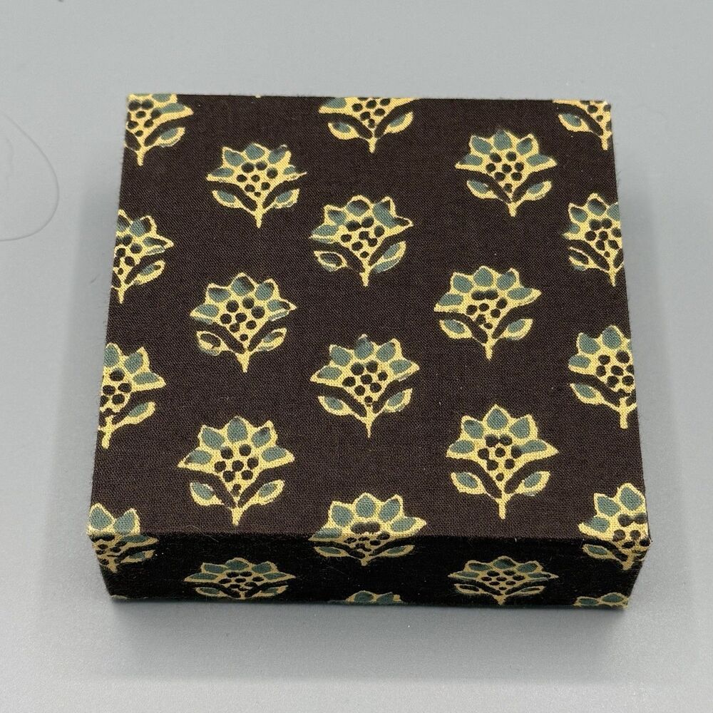 Chan Luu Brown Floral Fabric Magnetic Jewelry Presentation Box Envelope Pouch